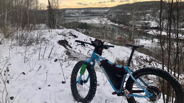 show me a picture of a mountain bike